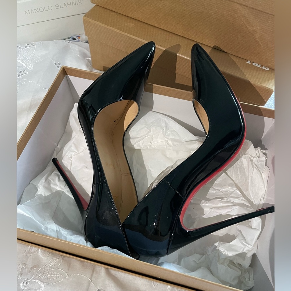 Christian Louboutin So Kate 120 Patent black.